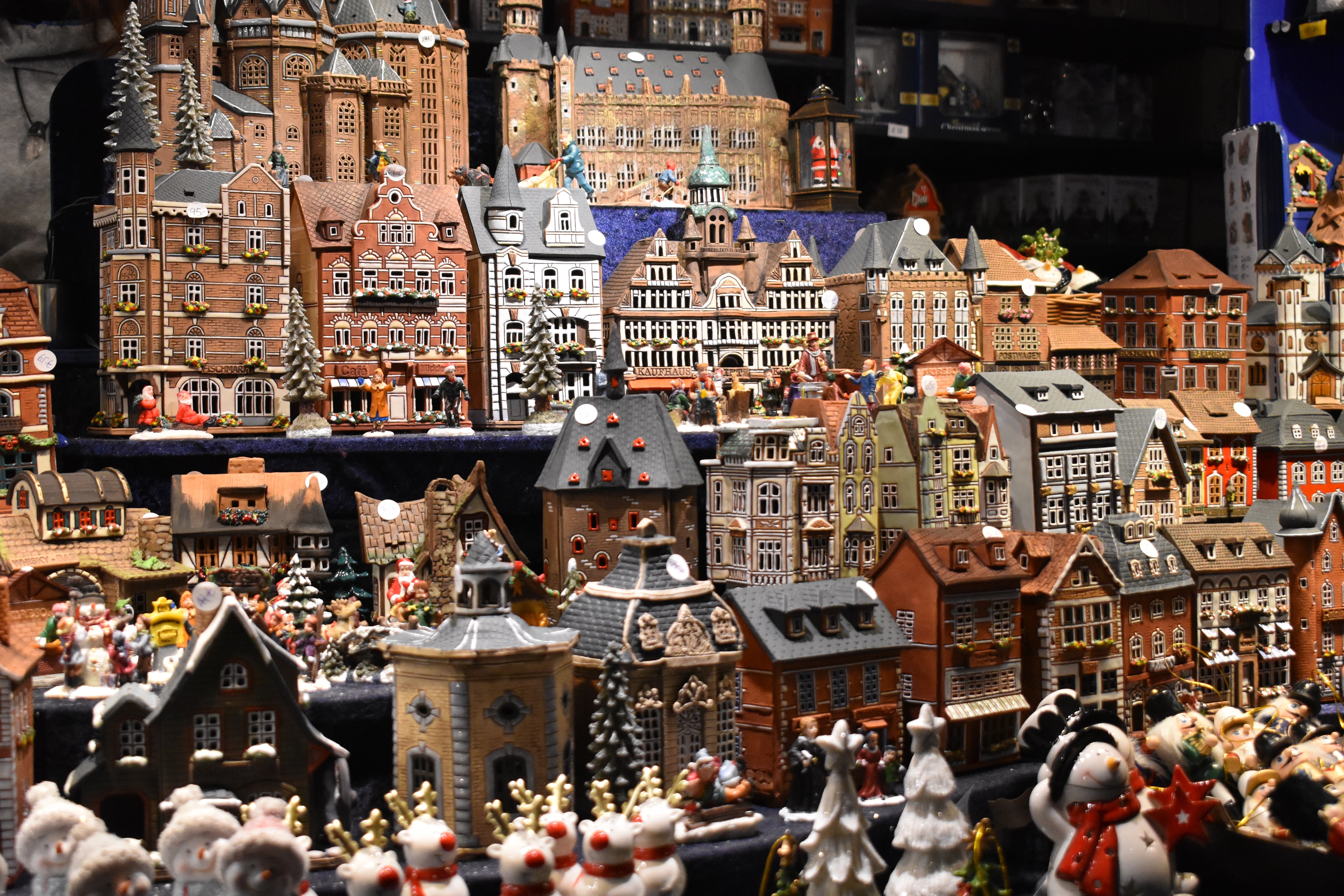 Art and Handicraft Business in India: Traditions and Markets