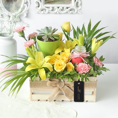 Online Flower delivery in Noida by Interflora